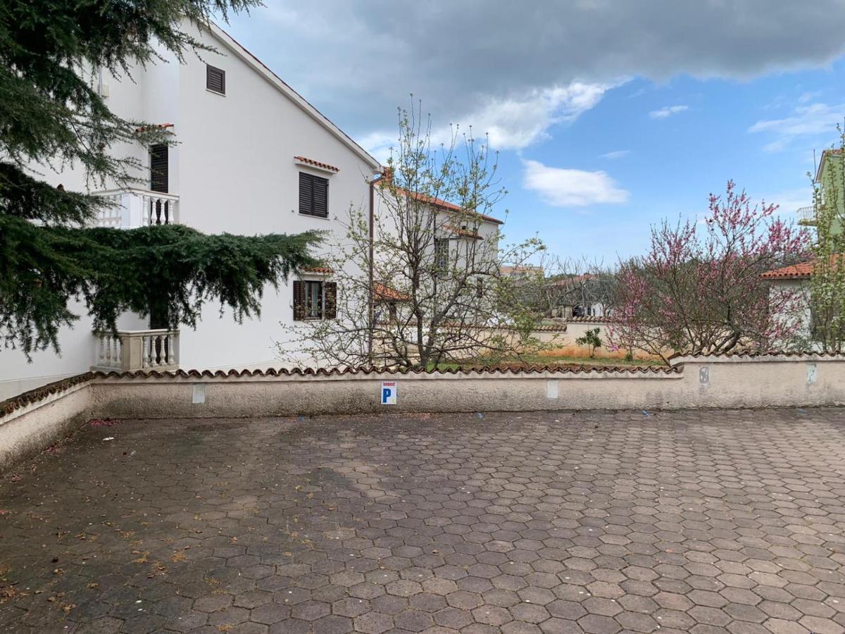 Apartman Dobric Fazana Exterior photo