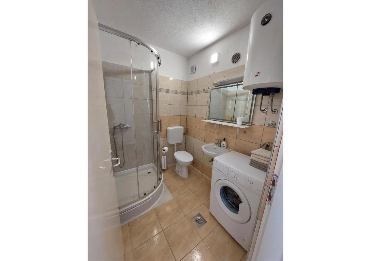Apartman Dobric Fazana Exterior photo
